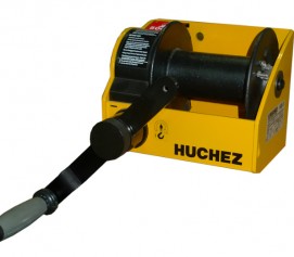 وینچ دستی کشنده افقی با ظرفیت 3500 کیلوگرم مدل MANIBOX VS 3500 kg - model with stainless steel frame ساخت هوچز فرانسه